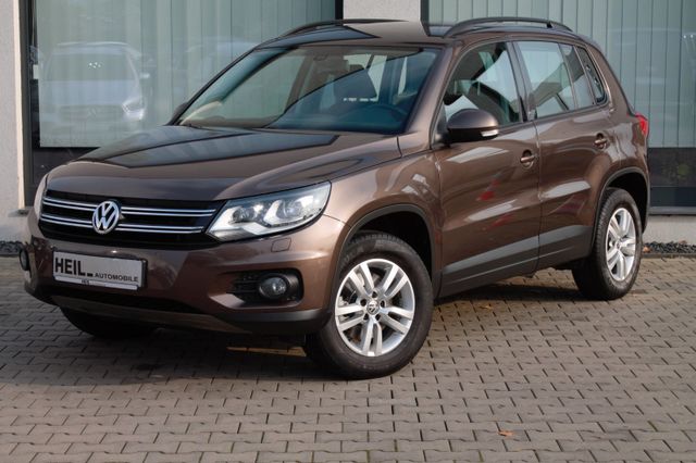 Volkswagen Tiguan Track & Field 4Motion*AHK*SHZ*BI-XENON*