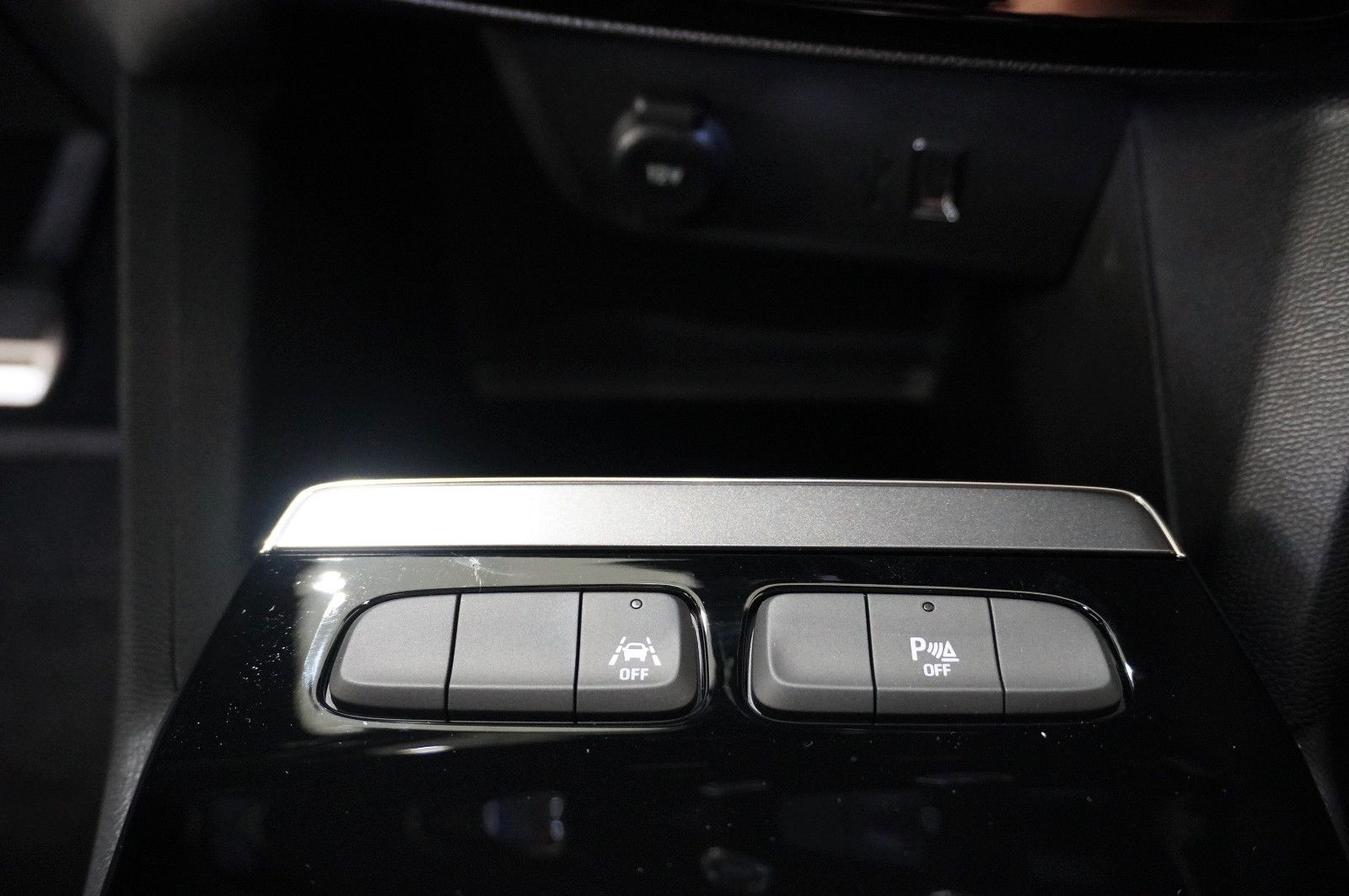 Fahrzeugabbildung Opel Mokka-e GS Line 18"ALU/NAVI/LED/KAMERA/SHZ/PDC