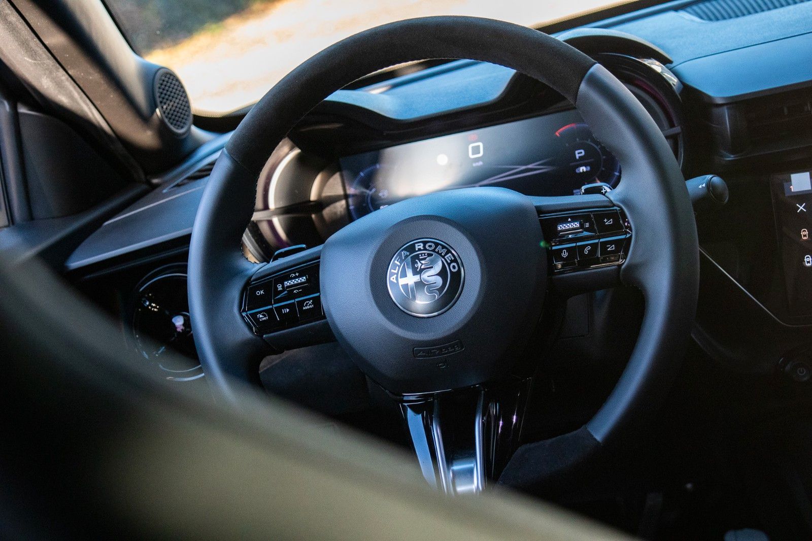 Fahrzeugabbildung Alfa Romeo Junior 1.2 MHEV Speciale DCT6