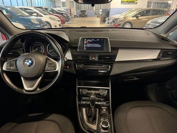 BMW 218 - 8