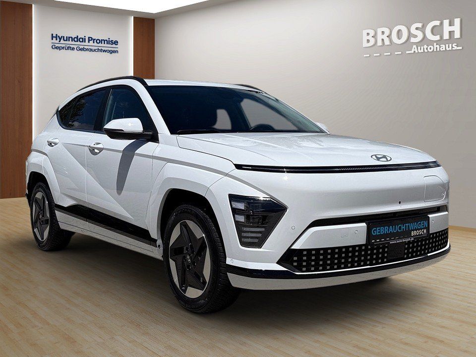 Fahrzeugabbildung Hyundai KONA EV 65kWh TREND SOH99%-AVILOO GARANTIE ASS-P