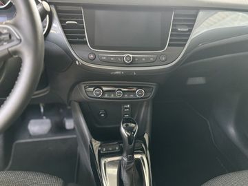 Fotografie 20 des Opel Crossland (X) Crossland 1.2 Automatik Elegance Paket