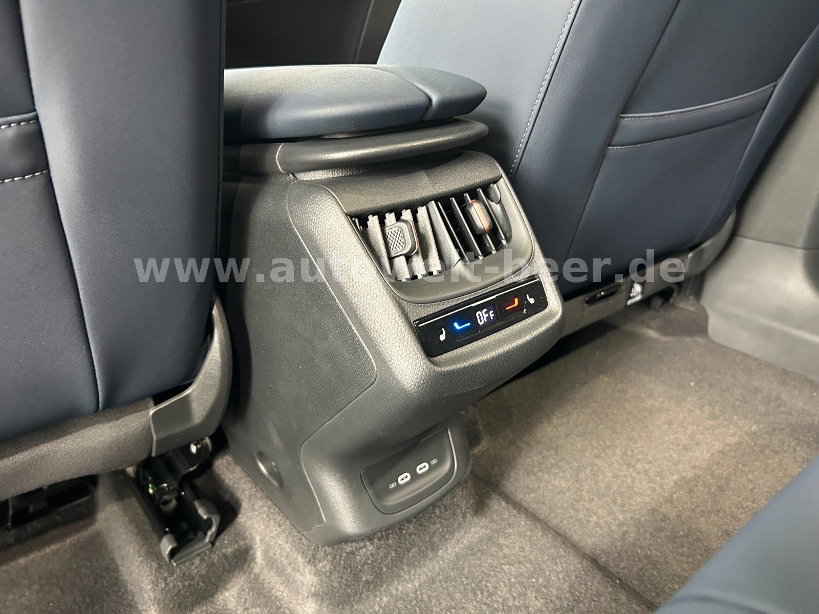 Cupra Tavascan - Bild 23