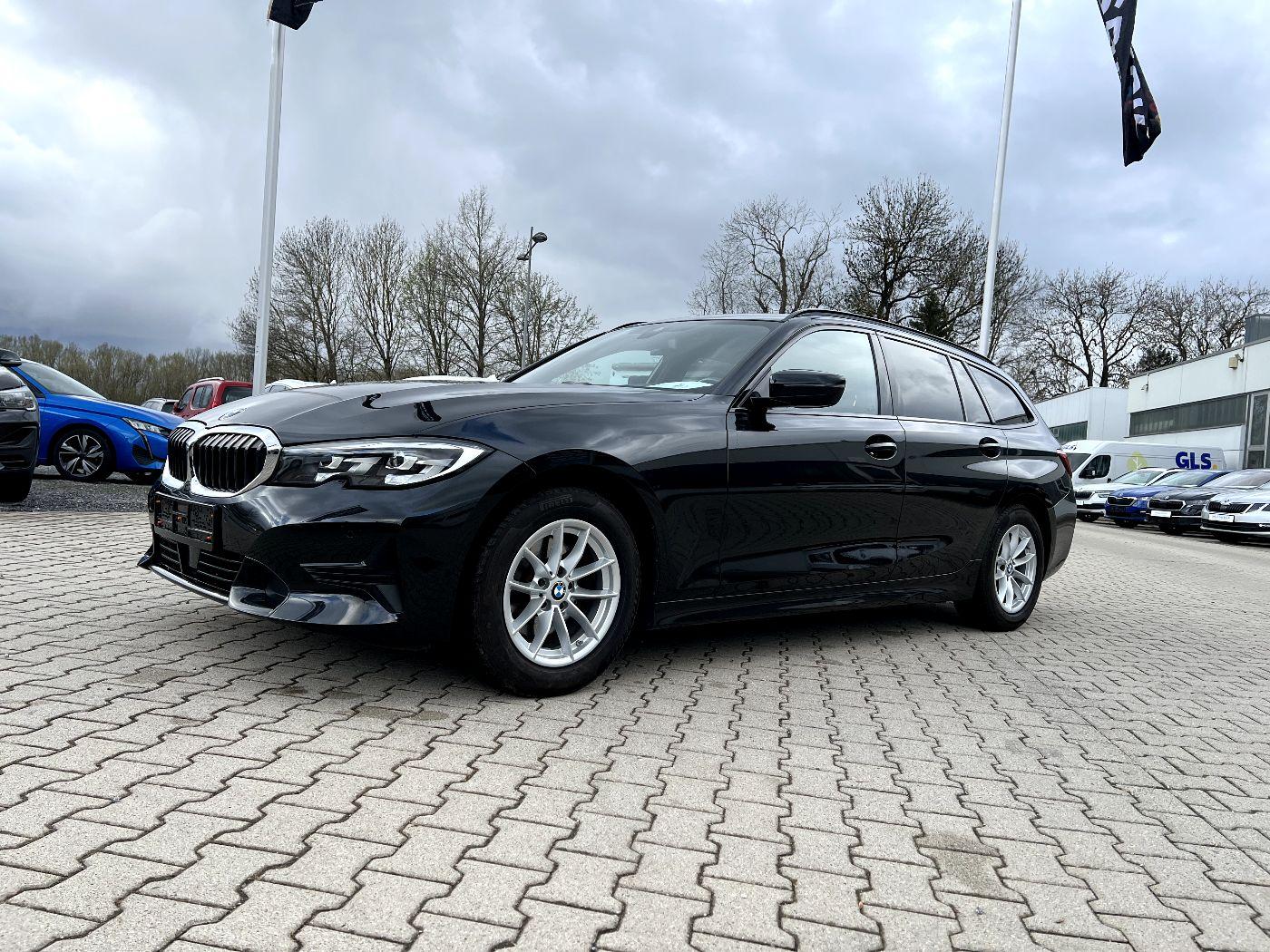 BMW 320d Touring Sport Line *LED Navi Sitzh. ACC DAB
