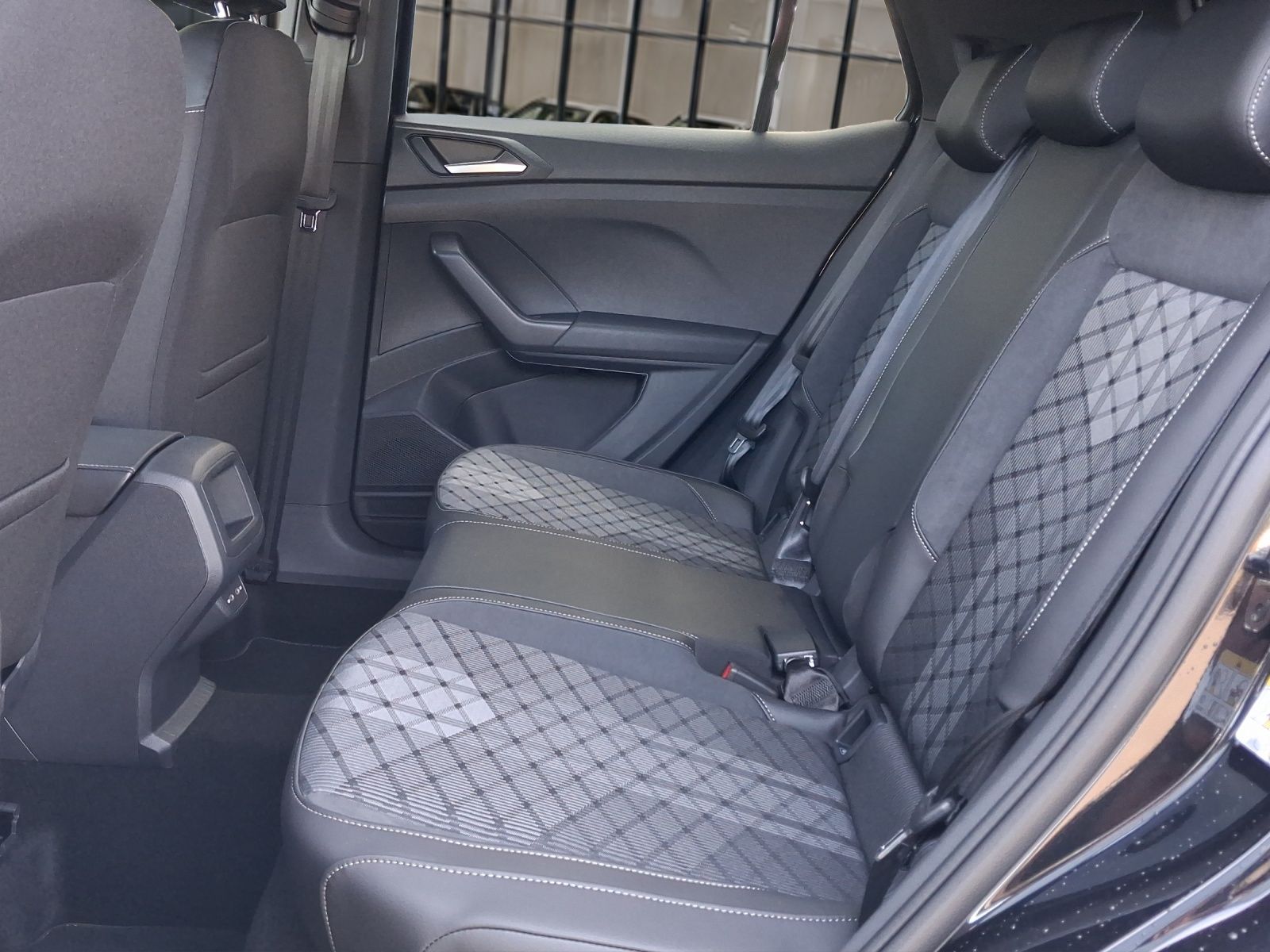 Volkswagen T-Cross - Bild 6