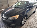 Opel Astra J Sports Tourer Sport