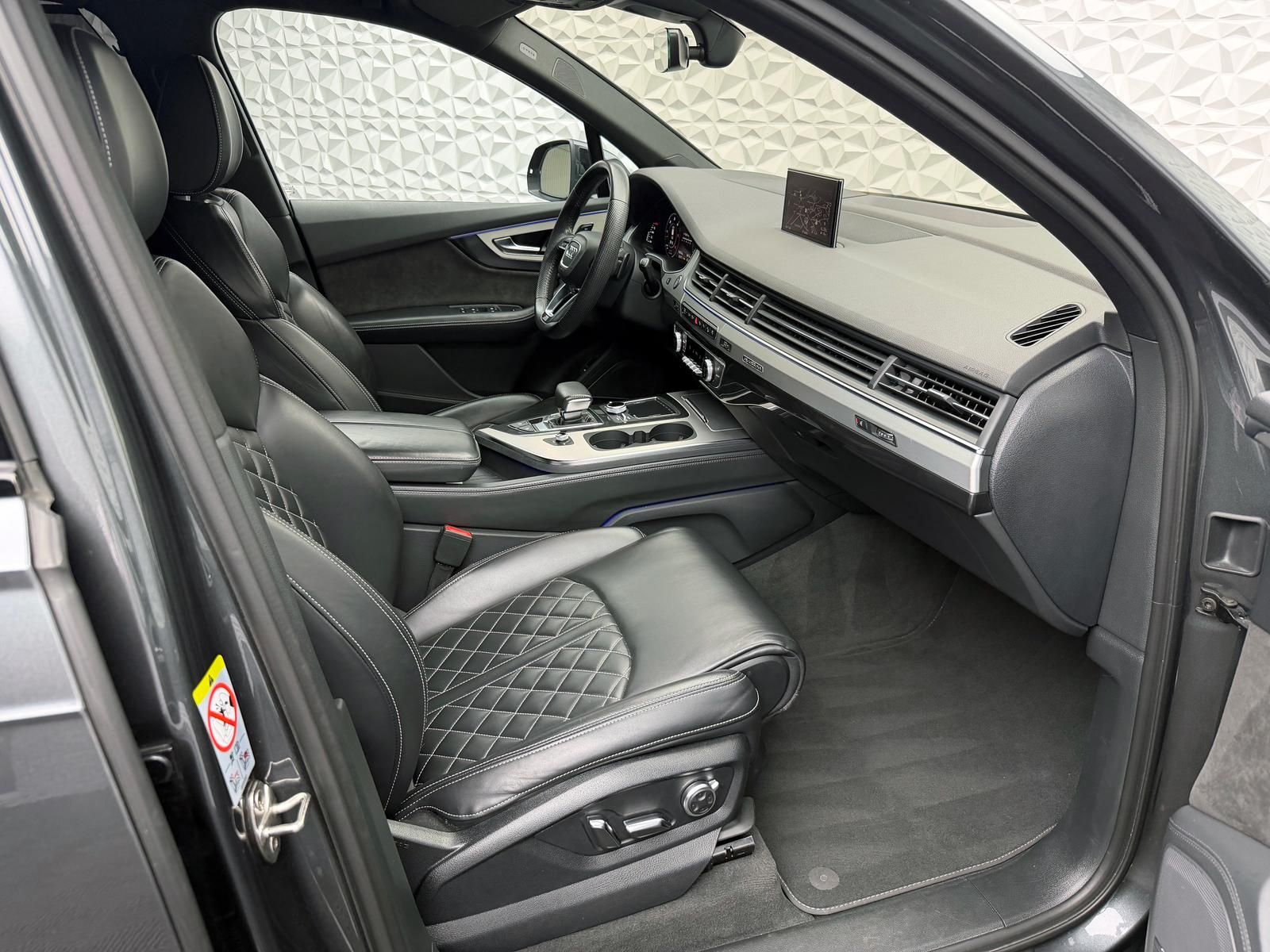 Fahrzeugabbildung Audi 50TDI*S-LINE*