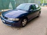 Opel Vectra 1.6i 16V cat 4 porte Edition 2000 - Opel Vectra aus 2000: 2.2