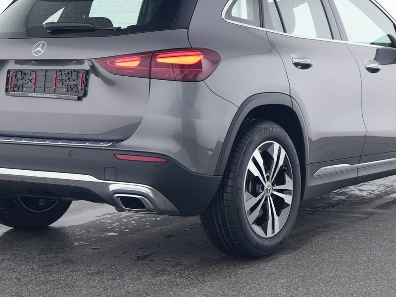 Fahrzeugabbildung Mercedes-Benz GLA 220 d 4M*AHK*Distronic*Totwinkel*360*Easy-Pa