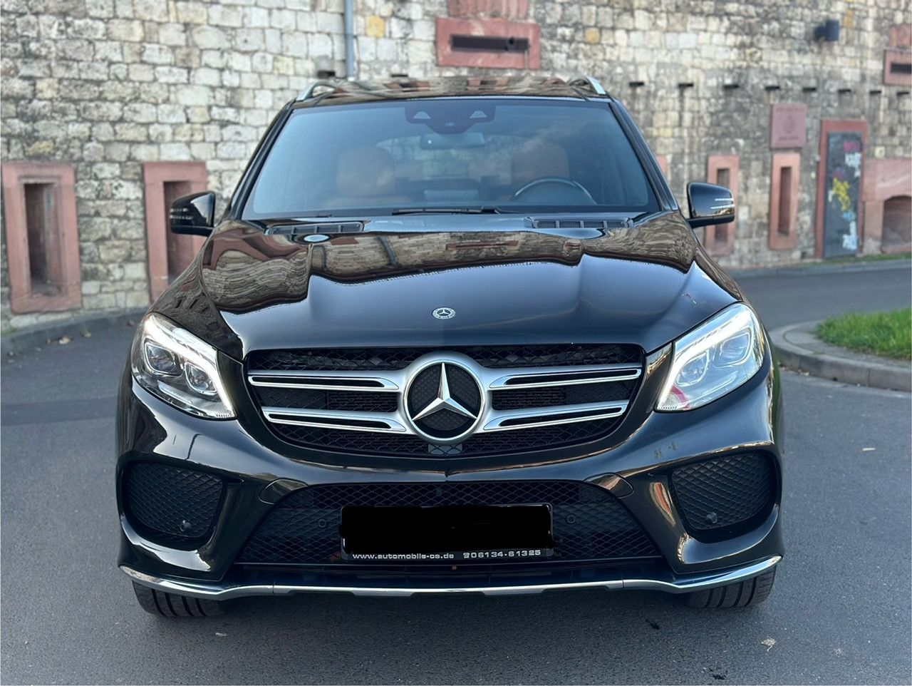 Fahrzeugabbildung Mercedes-Benz GLE 400 4MATIC AMG LINE*PANORAMA+20´LM+KAMERA*