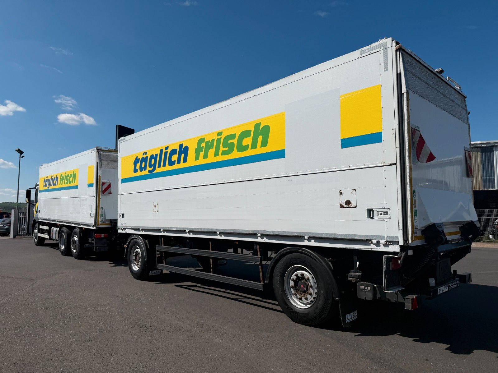 Fahrzeugabbildung Andere Ewers PRASQ 18 Schwenkwand SAF LBW BÄR 2.500kg