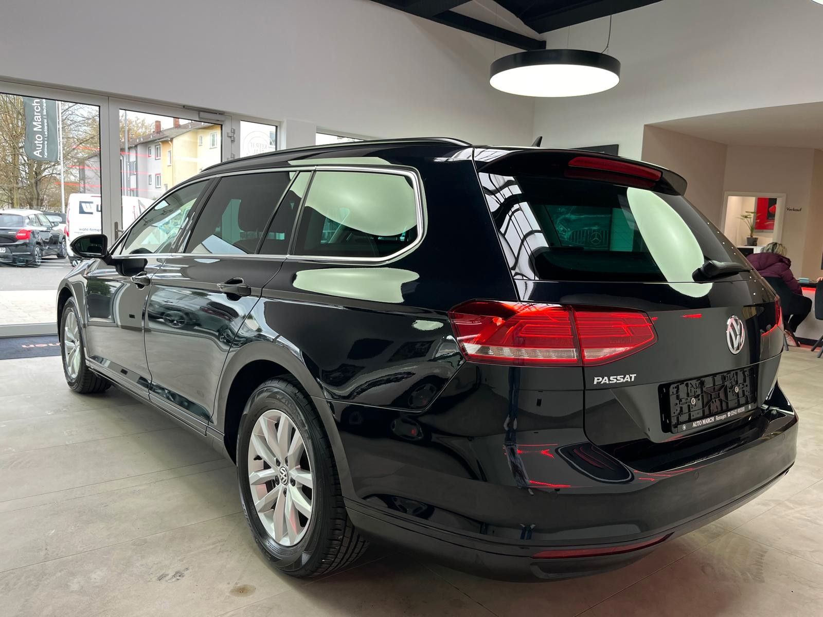 Fahrzeugabbildung Volkswagen Passat Variant 1.5 TSI DSG Comfortline *AHK*ACC*