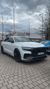 Audi SQ8 Comp Plus  NP 166t E  Keramik  B&O Adv.  - Audi SQ8 von privat