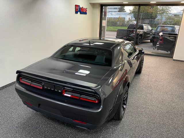 Fahrzeugabbildung Dodge CHALLENGER R/T WIDEBODY SCAT PACK -CARBONE