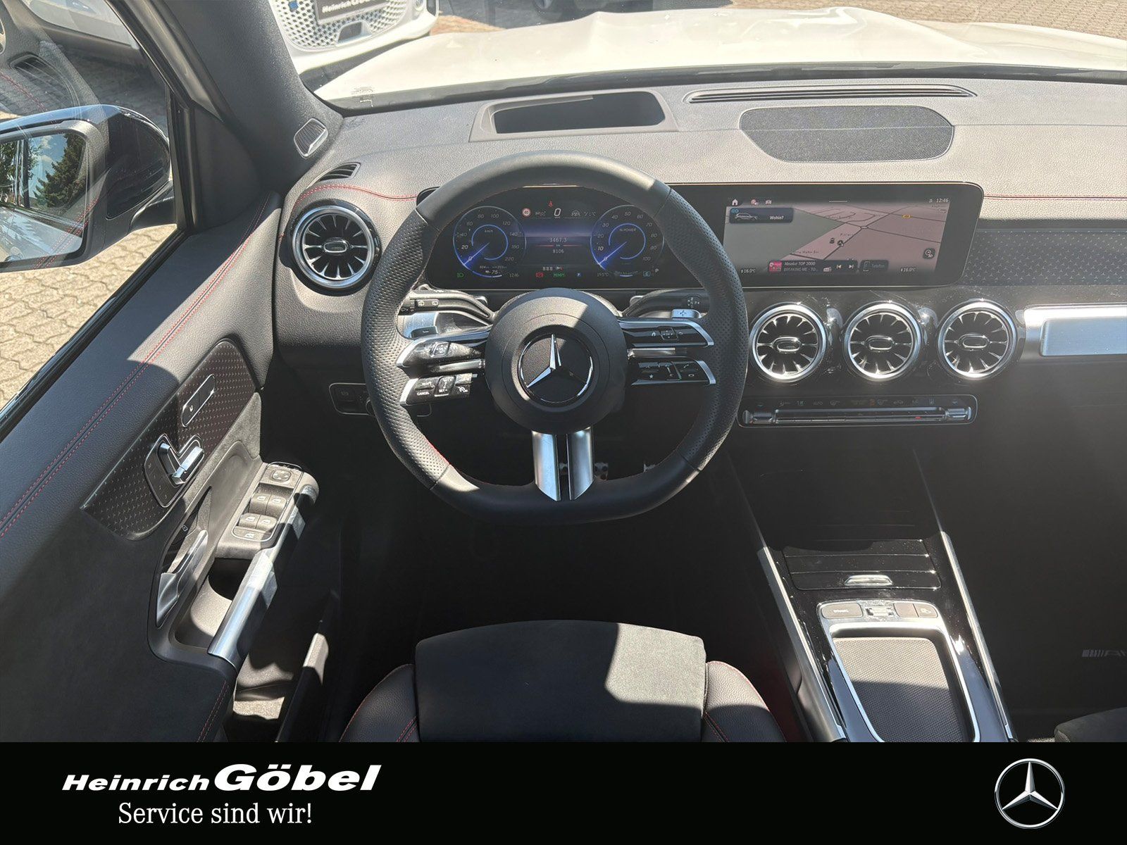 Fahrzeugabbildung Mercedes-Benz EQB 300 AMG-LINE HEAD-UP*BURMESTER*360°*MEMORY