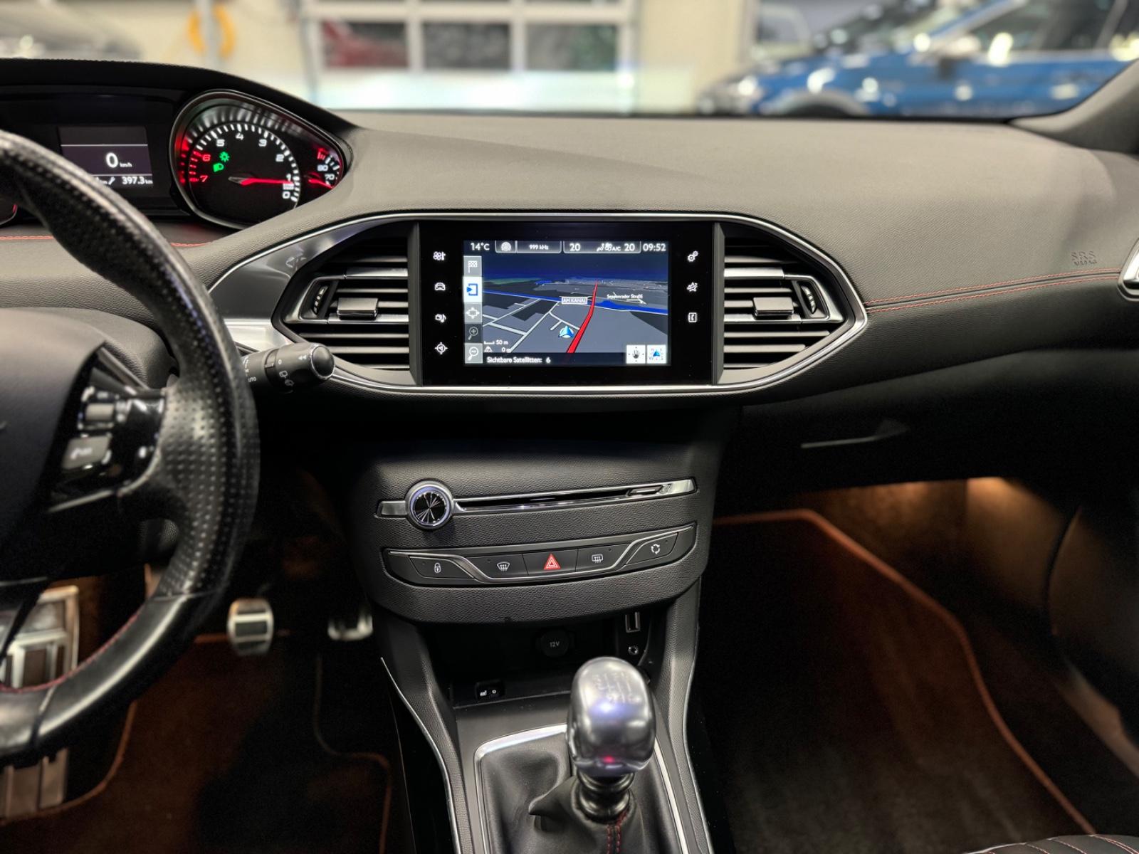Peugeot 308 SW GT Navi SHZ Massage Pano LED AHK