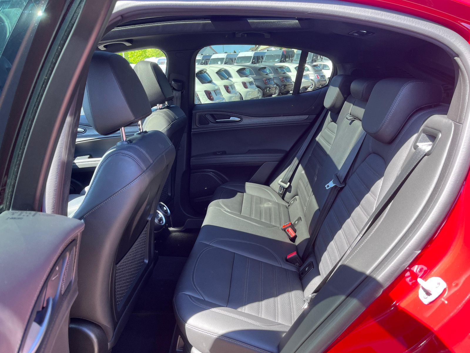 Fahrzeugabbildung Alfa Romeo Stelvio Quadrifoglio Q4