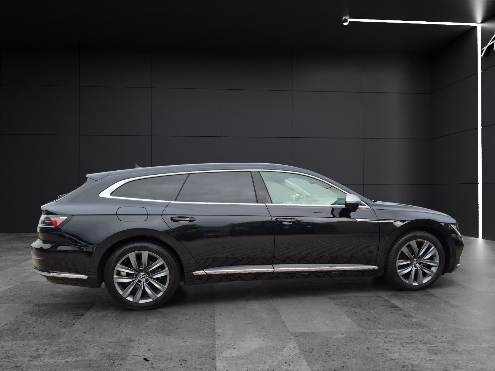 Fahrzeugabbildung Volkswagen Arteon SB TDI Elegance DSG AHK Keyless ACC Kamer