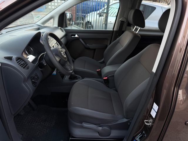 Caddy Maxi 1.6, Trendline, AHK, TÜV NEU Bild 7