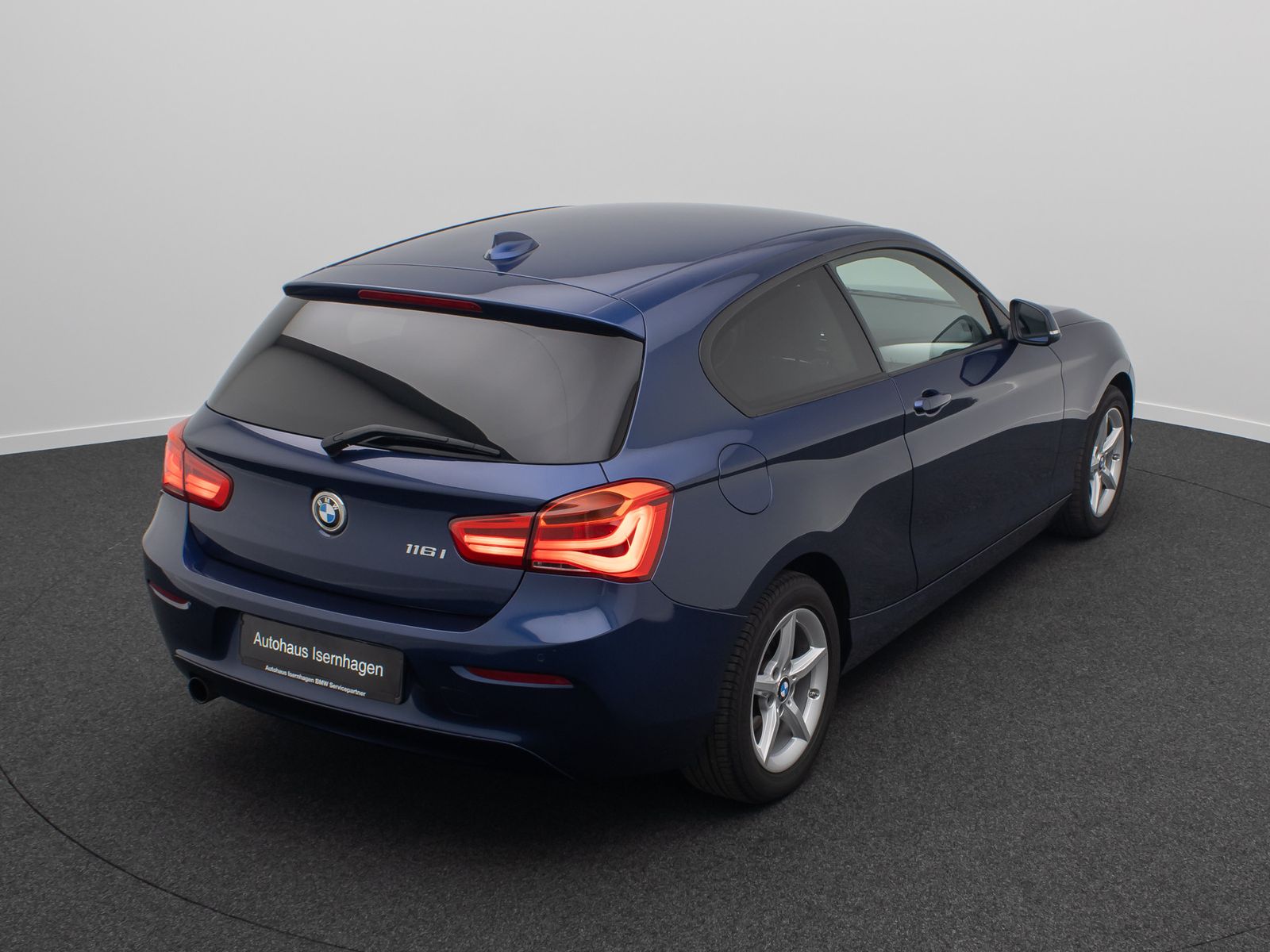 Fahrzeugabbildung BMW 116i Advantage Geschwindigreg PDC Sitzhzng Klima