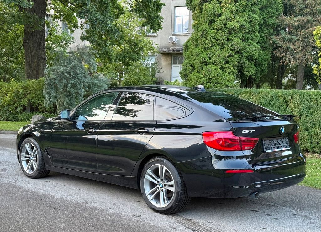 Image of BMW 318 Gran Turismo