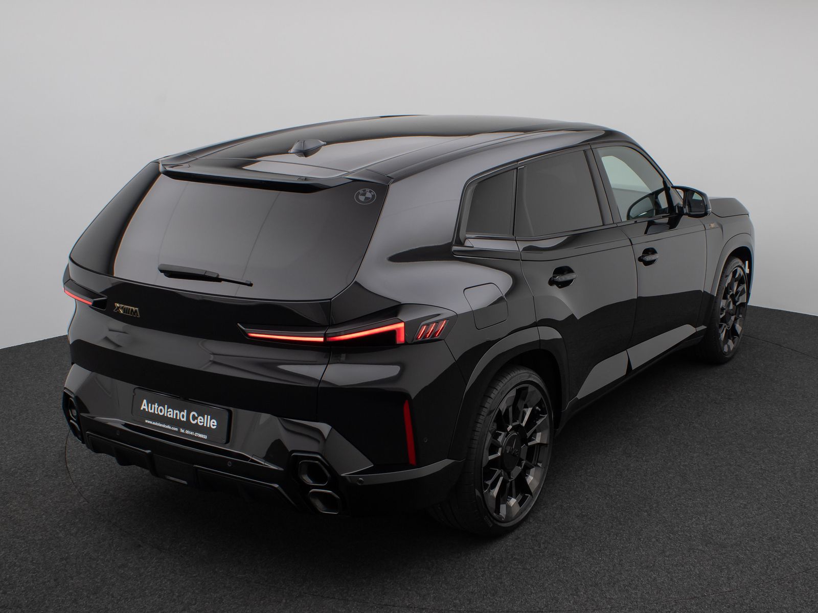 Fahrzeugabbildung BMW XM 360° HUD DAB B&W Massage SoftCl AHK 23Zoll