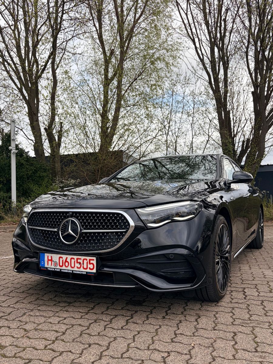 Fahrzeugabbildung Mercedes-Benz Limousine E 300 de 4Matic Edition AMG