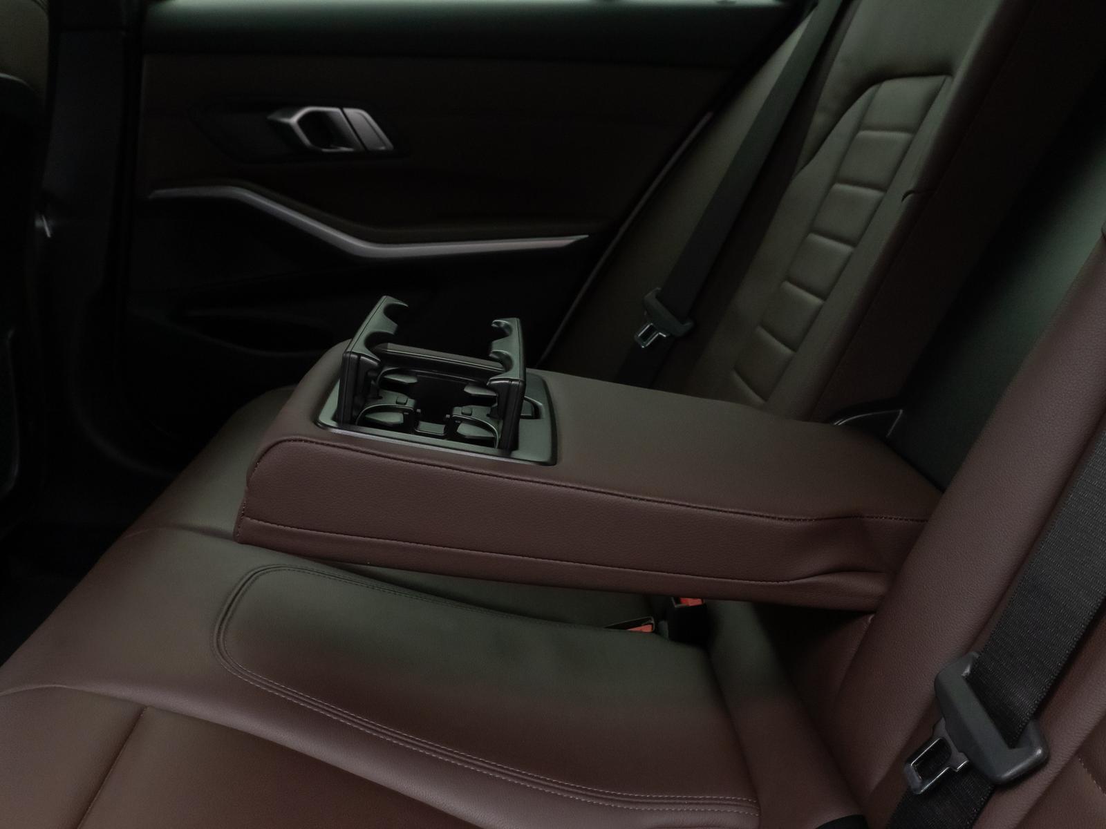 BMW 320 d xD Kamera HUD DAB HiFi Leder Komfort Sport, миниатюра 28