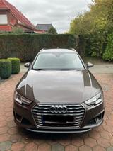Audi A4 35 TDI S tronic design Avant design - Audi A4: Braun