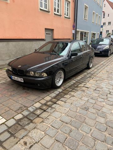 BMW Bmw e39 520i