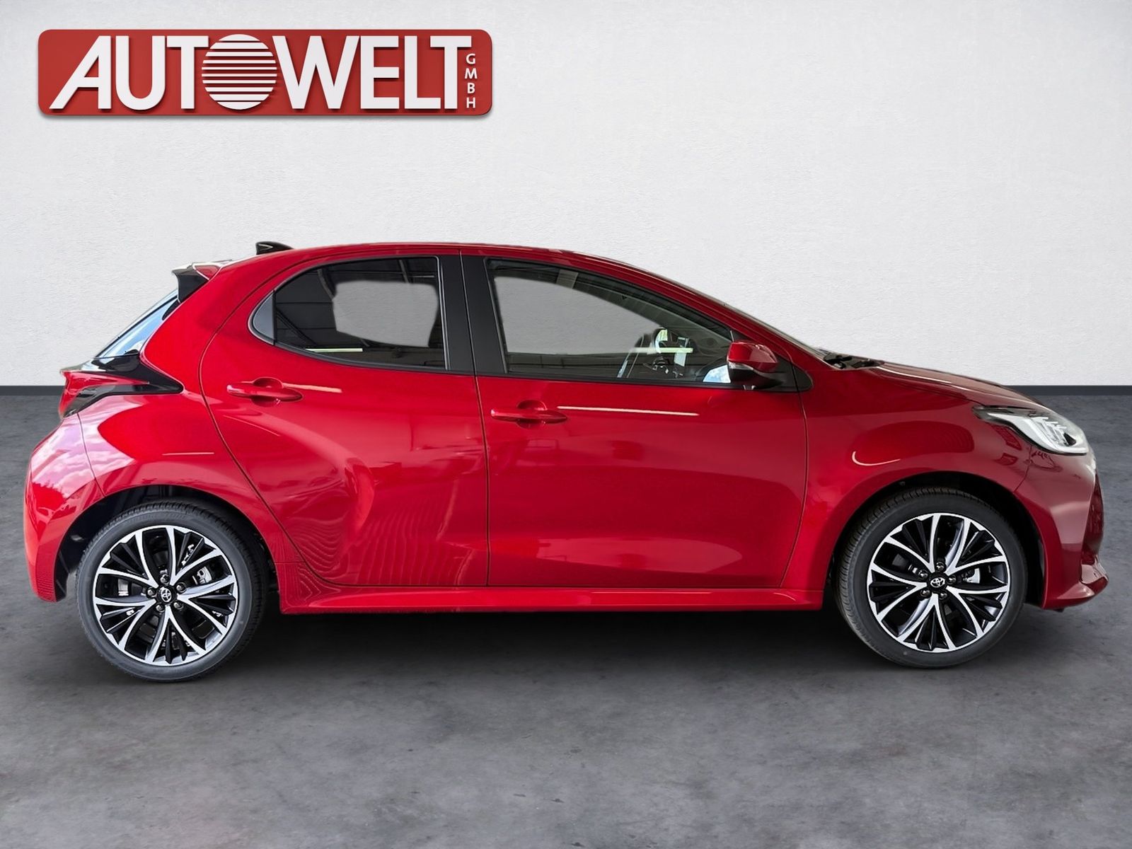 Fahrzeugabbildung Toyota Yaris 1.5 Hybrid Teamplayer Kamera,LED,ACC,PDC