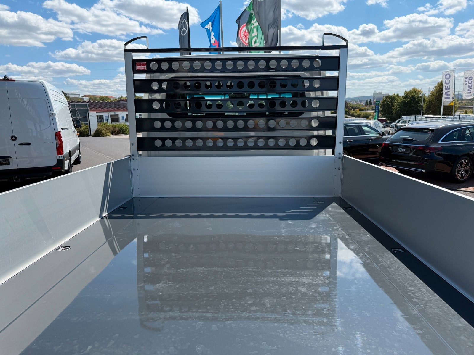 Fahrzeugabbildung Mercedes-Benz Sprinter 515 CDI DoKa 3-Seiten-Kipper