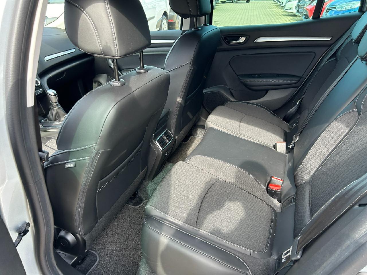 Renault Megane IV Techno*Navi*SHZ*Tempo*Kamera