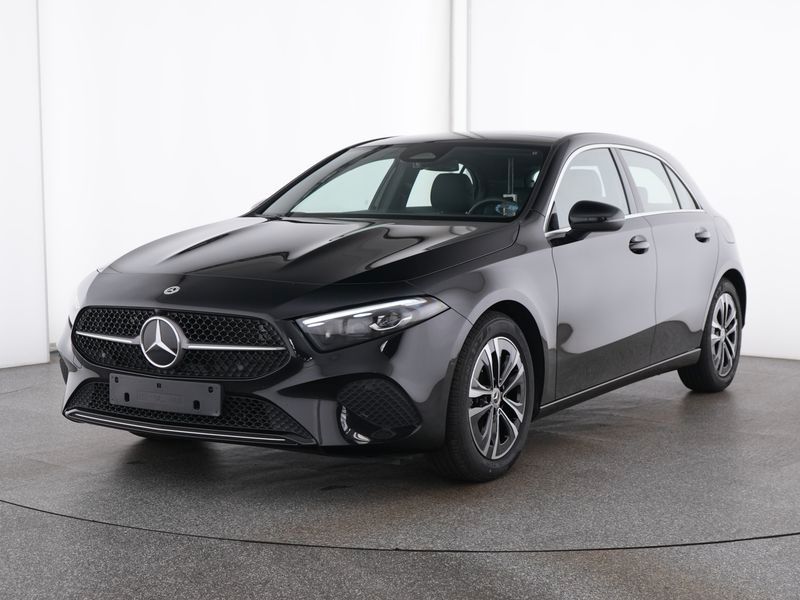 Mercedes-Benz A 200 PROGRESSIVE MULTI KAMERA PANO SPUR PDC