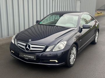Mercedes E 220 - 3