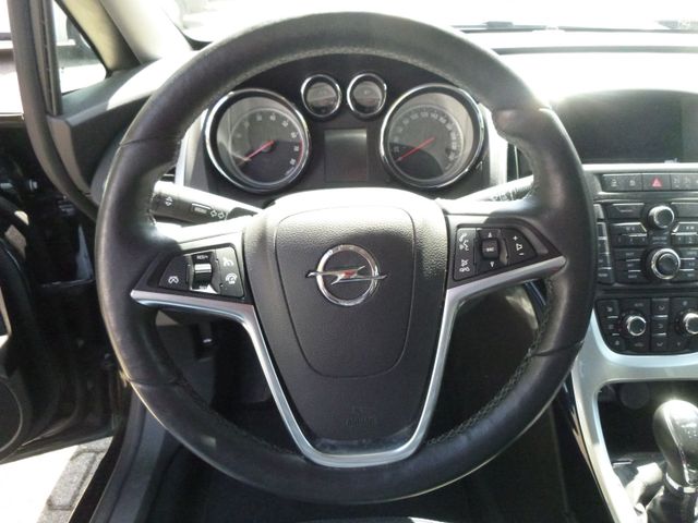 Astra J 1.6 Style OPC-Line