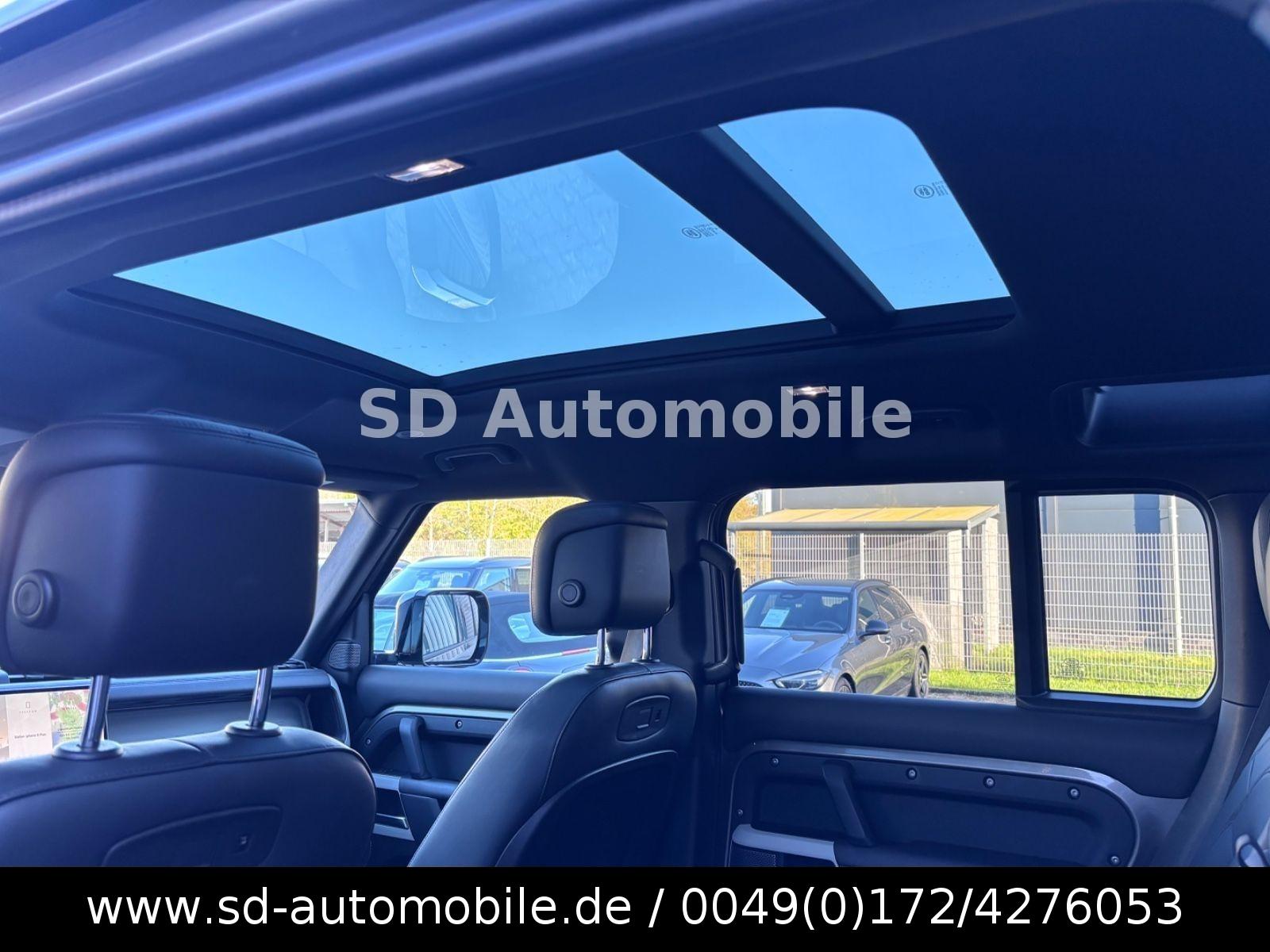 Land Rover Defender 110 HSE D300 PANO+AHK+BLACK-PACK