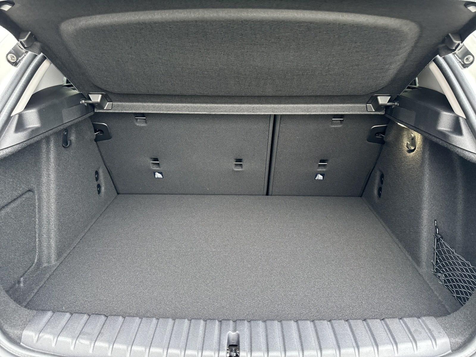 BMW 1 Series M Sport Exterieur Parkass. DrivingAssist., миниатюра 12