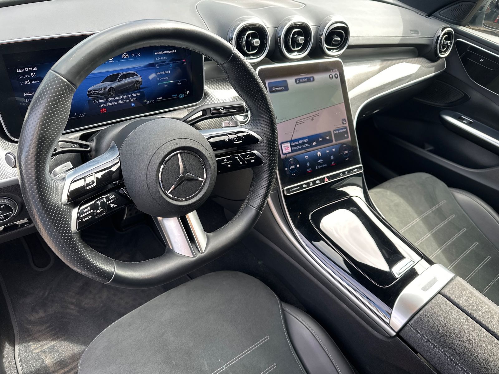 Fahrzeugabbildung Mercedes-Benz C 220d T AMG-Line NAV+LED+360°+WIDESCREEN+AHK+SH