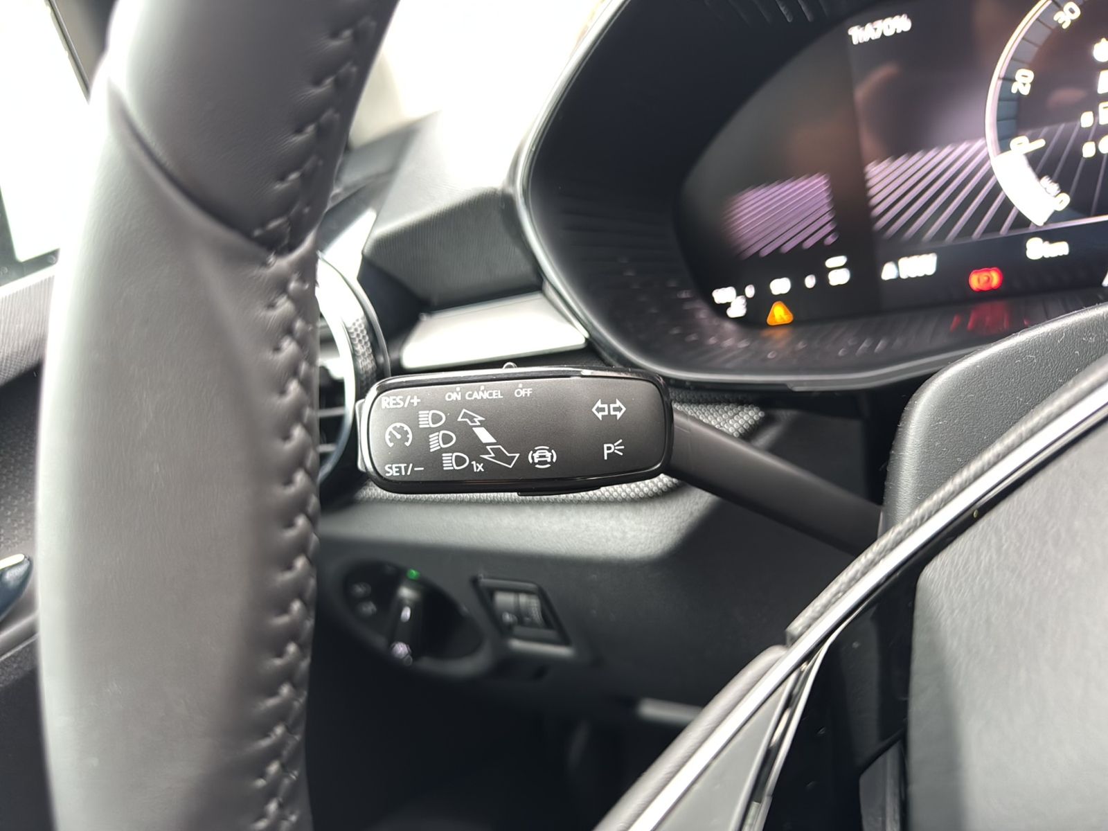 Fabia 1.0 TSI Selection, Vorbereitung AHK, LED,