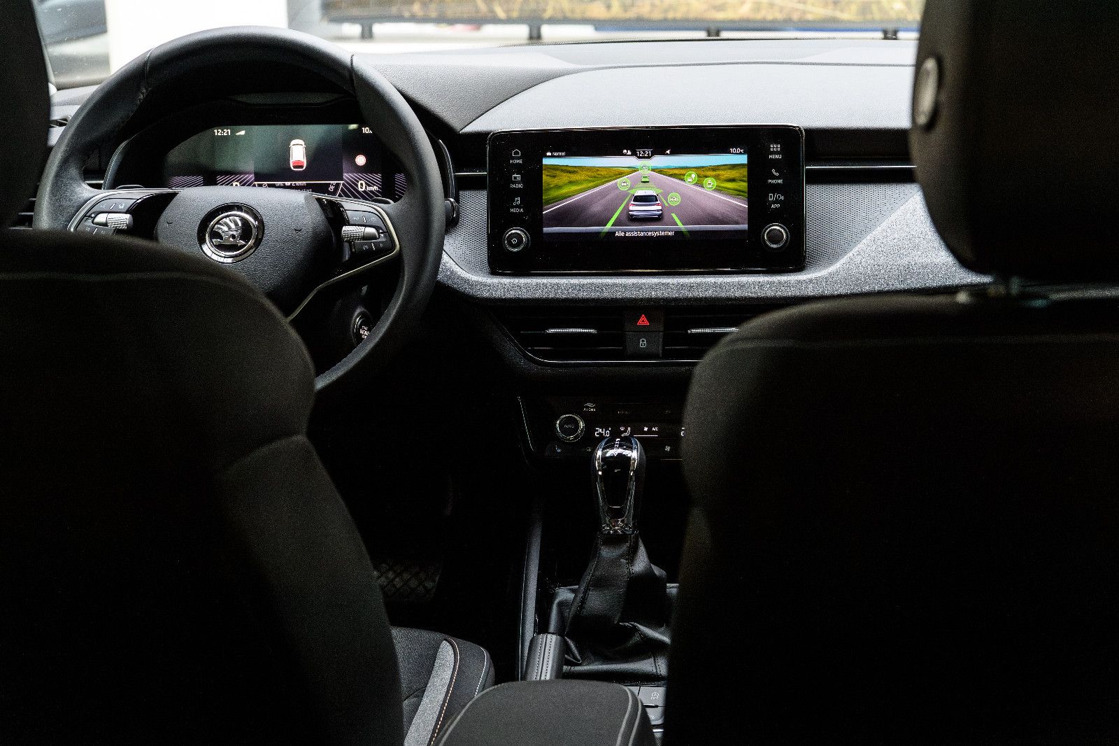 Fahrzeugabbildung SKODA Kamiq Selection 1.0 TSI LED+KAMERA+ACC+APP