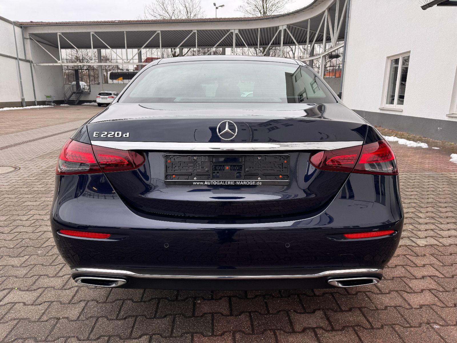 Mercedes-Benz E 220d 9G HUD/GLASDACH/360°/DISTRONIC/BURMESTER foto 6