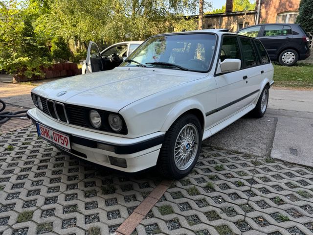 BMW 325ix 325i Touring Allrad Klima Leder H-Abnahme