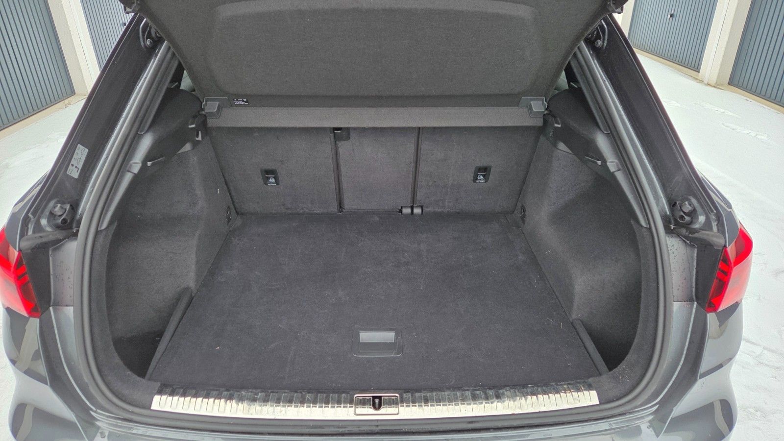 Audi Q3 40 TDI quattro S line Panorama MATRIX 20" foto 14