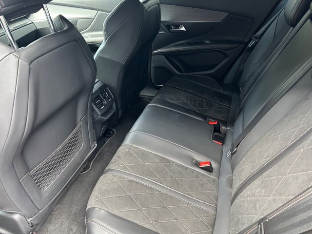 Fahrzeugabbildung Peugeot 3008 GT 2.0 Diesel Auto.+Kamera+Navi+Alcantara+