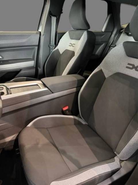 Fahrzeugabbildung Dacia Bigster Journey HYBRID 155