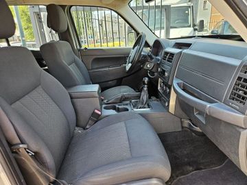 Jeep Cherokee - 11