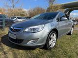 Opel Astra J Sports Tourer Design Edition - Opel Astra aus 2011: Sports Tourer