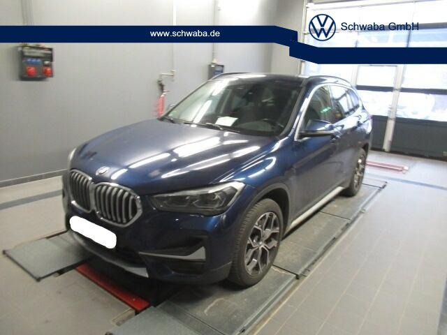 BMW X1 xDrive20d xLine LED*HdUp*NAV*AHK*GRA*PDC*18"