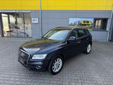Audi Q5 2.0 TDI/QUATTRO/S LINE/LEDER/AHK/MEMORY/XENON - blaue Audi Q5